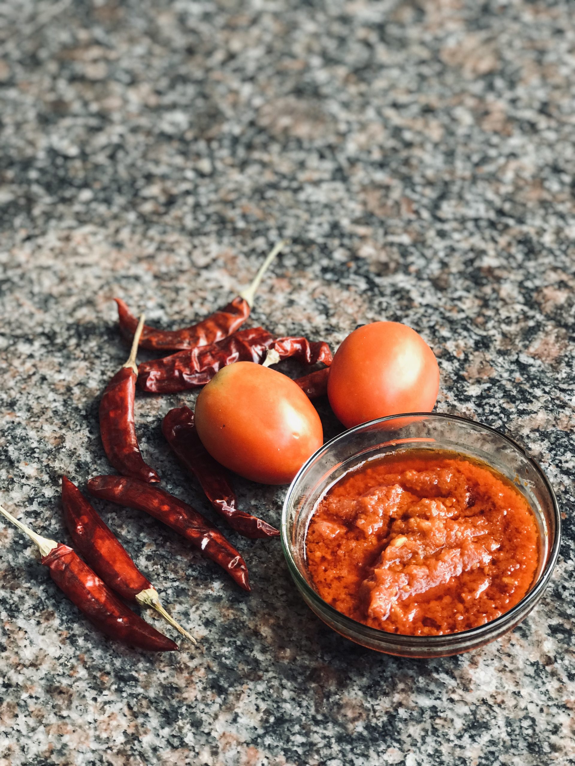 Tomato-chilli chutney