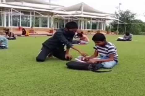 Pune school running classes without going online