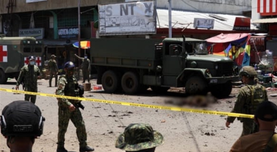 Bomb blasts on Philippine killed 15 and injured many others