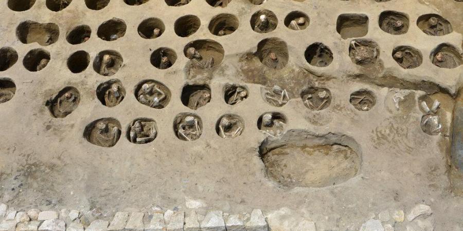 Thousands of bodies unearthed from an Old Cemetery in Japan