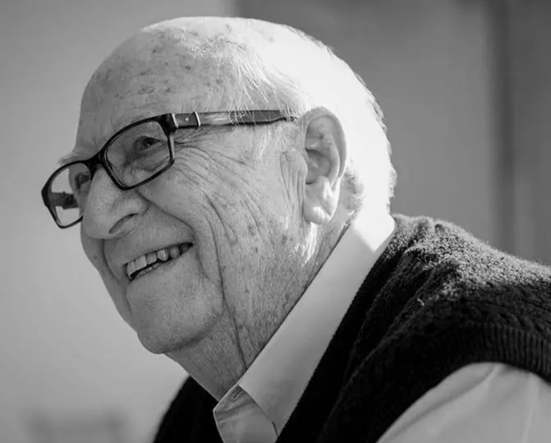 Bill Gates, Father of Microsoft dies at 94