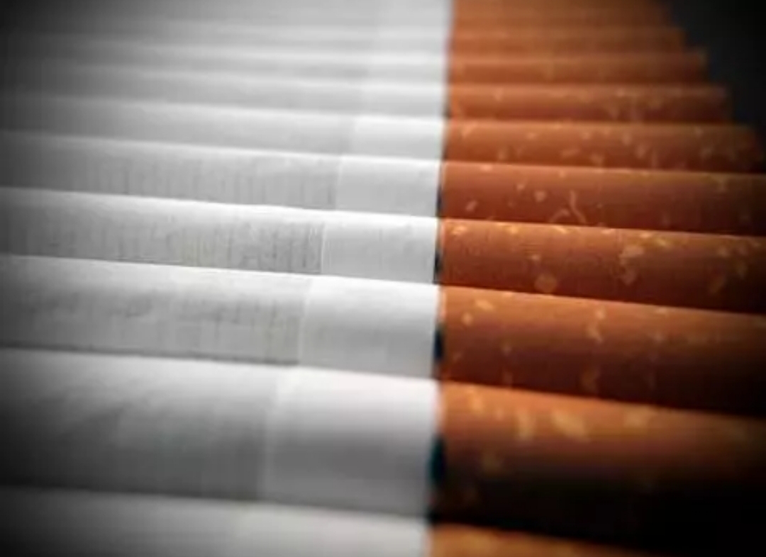 Maharashtra Government bans loose cigarettes and beedis