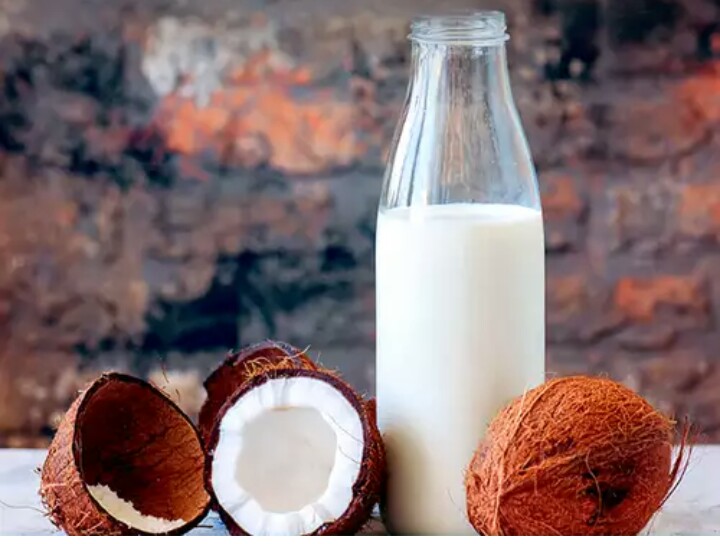 Coconut milk V/S Dairy milk