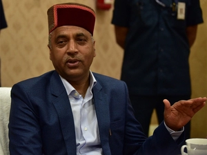 There is no need for e-registration in order to enter Himachal Pradesh, as stated by Chief Minister