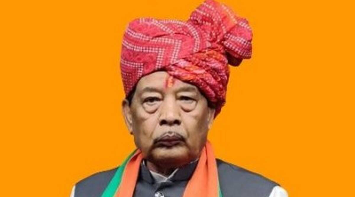 Rupees 1 lakh reward to slap MP Minister   -Karni Sena