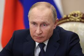 Growing tensions in Ukraine border, leads to call between Biden and Putin