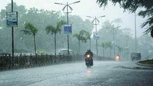 Cyclone Jawad live news: Heavy rain falls in Odisha, Bengal
