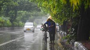 Delhi faces heavy rainfall