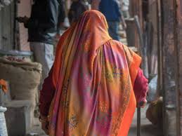 A senior vegetable seller beaten by doctor staff for not adjusting her cart in Indore